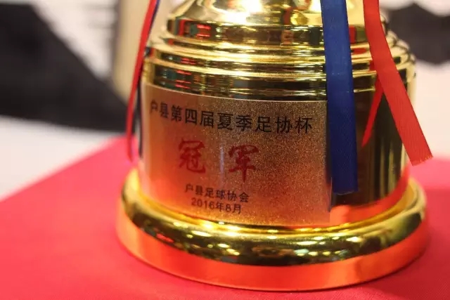高喊反华的她，孙子却去中国读本科引发热议